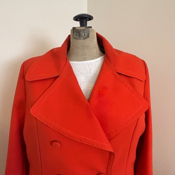 Amazing Orange Vintage Trenchcoat - Picture 3 of 11